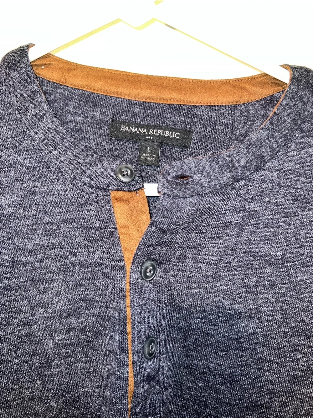 Banana Republic Heather Henley with Brown Trim